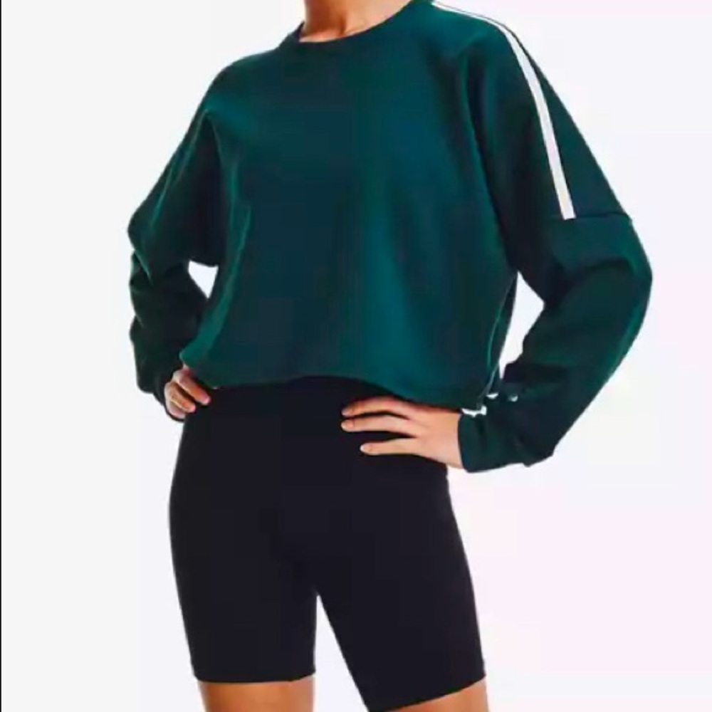 Under armour loose fitting sweatshirt
